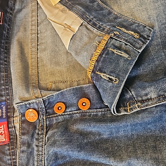 Diesel Jeans - Picture 4 of 10